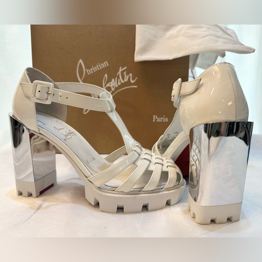 Christian Louboutin Meduzette Lug 100 sandals, white, IT 38
